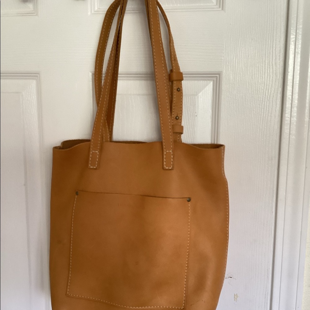 Portland Leather full size crossbody Sunflower.